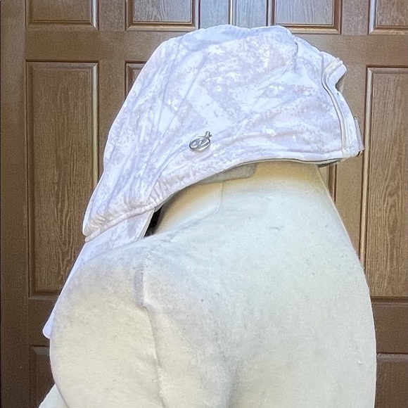 Lululemon ball cap - Picture 4 of 5